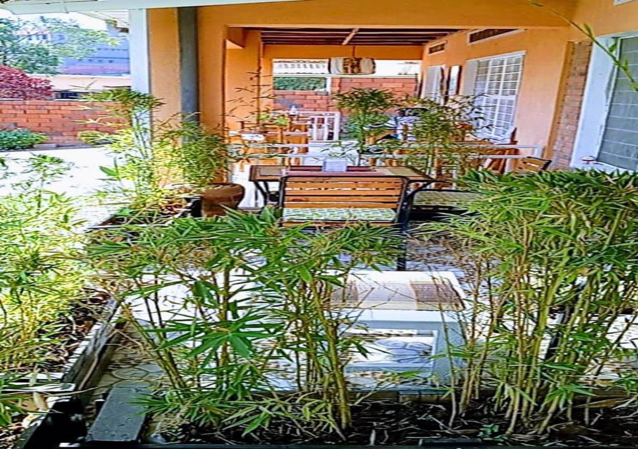 Tea House Bnb Bed & Breakfast Kigali Exterior photo