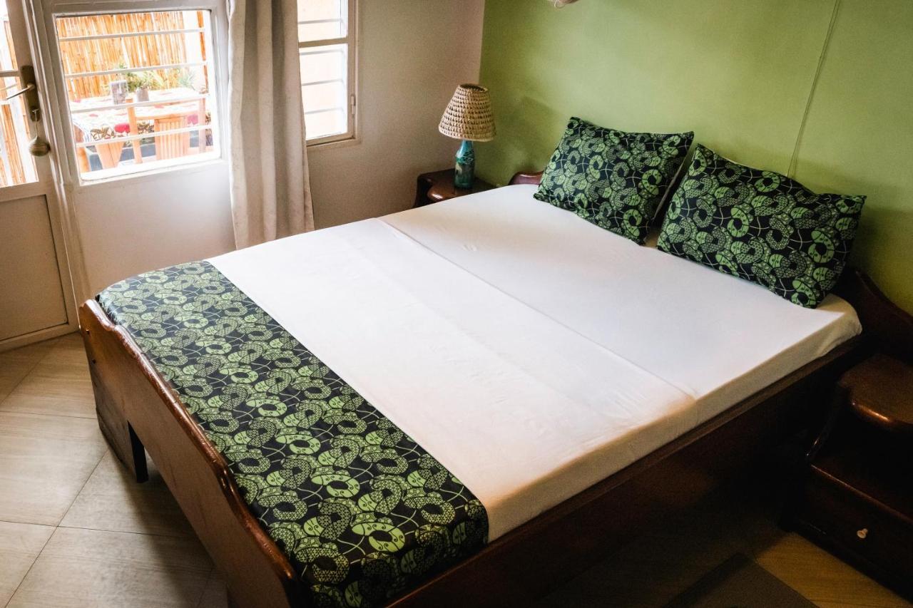 Tea House Bnb Bed & Breakfast Kigali Exterior photo