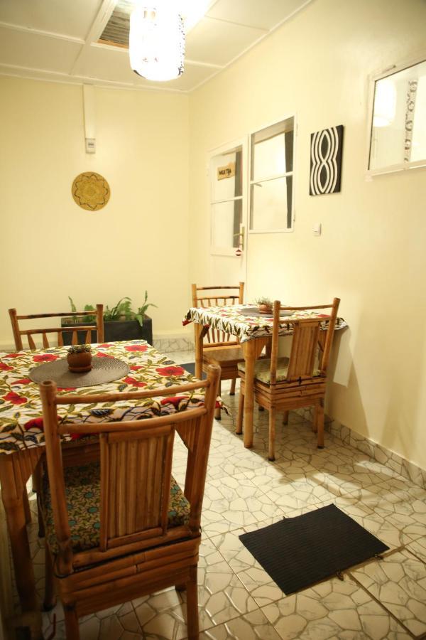 Tea House Bnb Bed & Breakfast Kigali Exterior photo